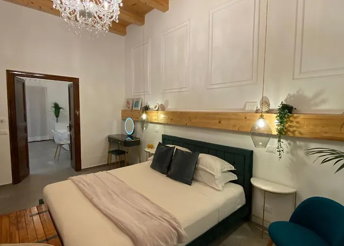 Atrium Bed & Breakfast 4*
