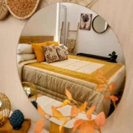 Atrium Bed & Breakfast 4*